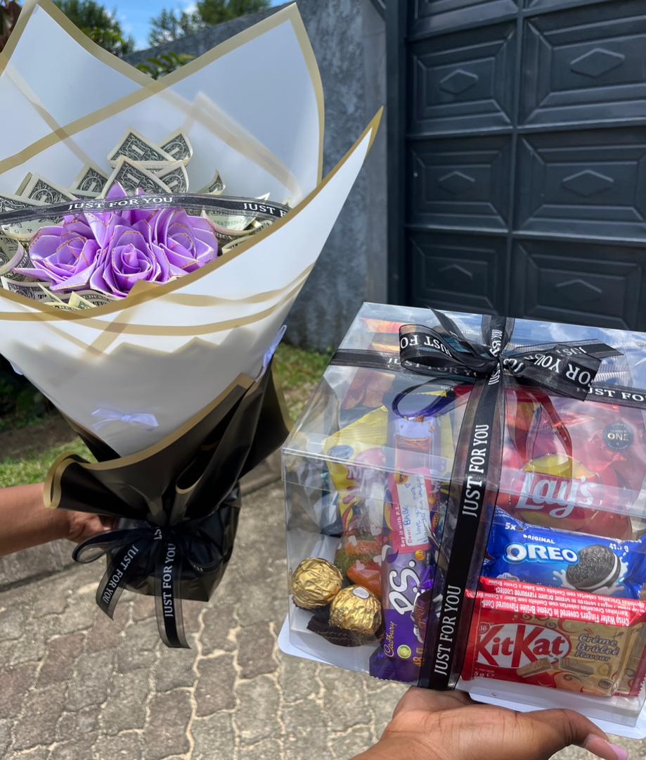 Hand-tying a money bouquet